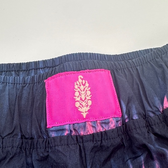 FP Movement by Free People Pink/Dark Blue Gradient Shorts Size S - Picture 2 of 6